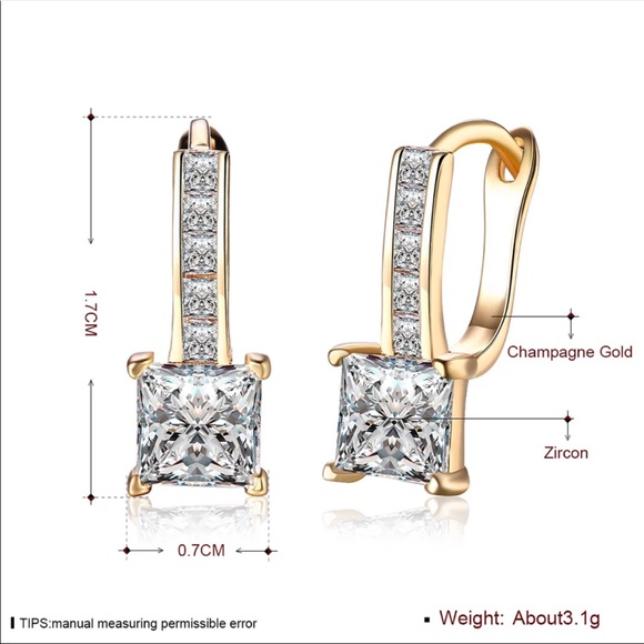 New 18K Gold Plated Square Diamonds Earrings - Picture 6 of 6
